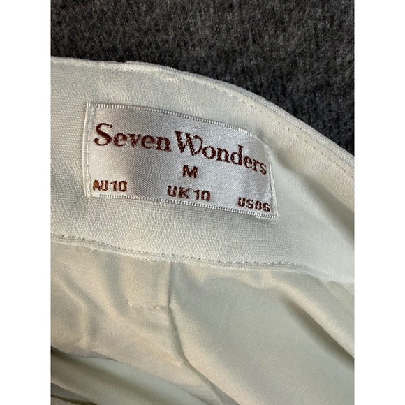 Seven Wonders Off White High Waisted Belted Shorts Lace Trim Pleated Size M US 6 - Picture 4 of 13